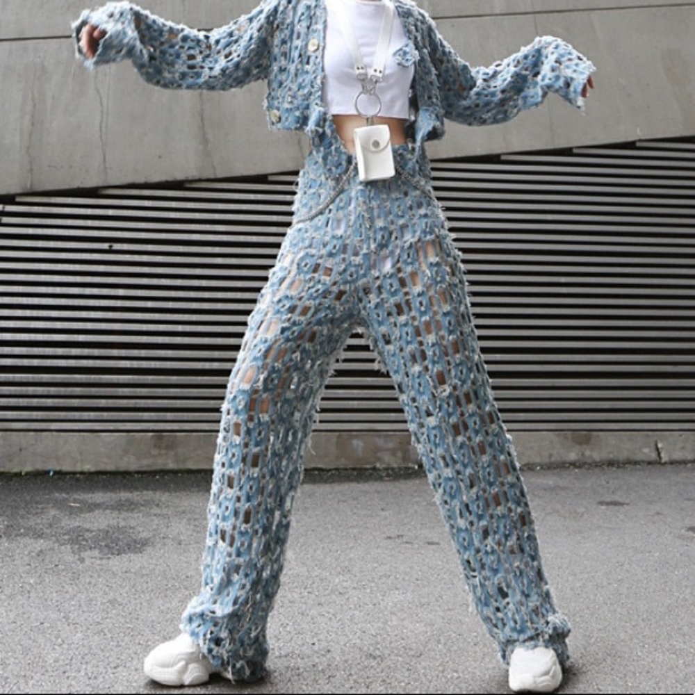 RARE & super cute holy cut out straight leg jeans
